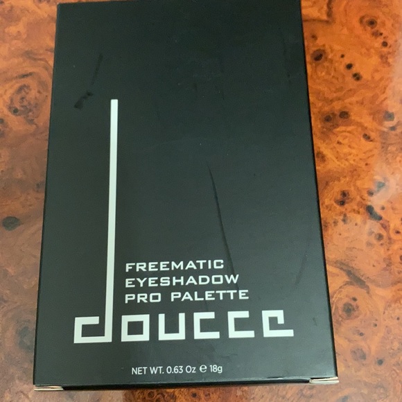 doucce Palette - Picture 3 of 3